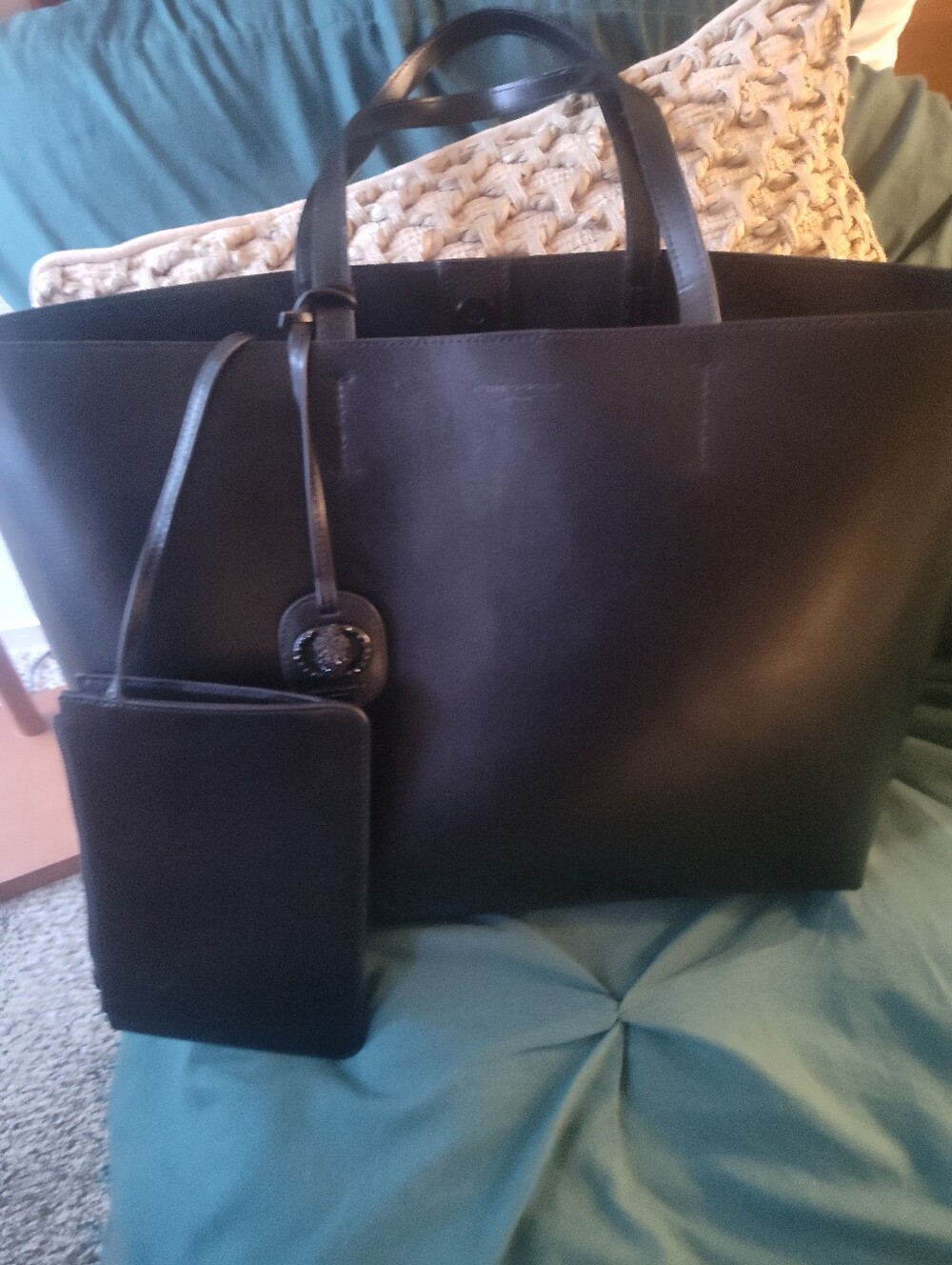 Kurt Geiger Black Leather Tote with Removable Pouch And Kurt Geiger Earrings - Picture 4 of 9